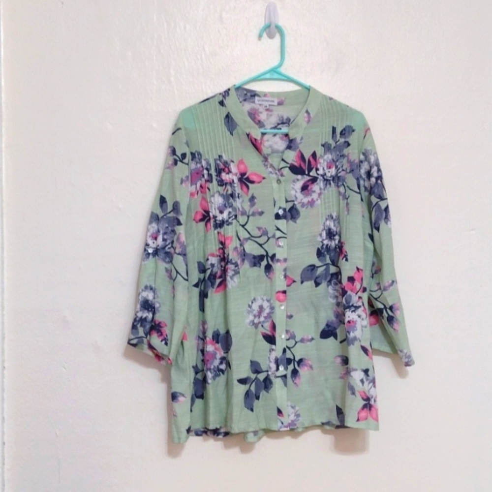 Queenspark Light Green Floral Button Front Blouse Roll Tab Sleeves Size 18 NEW